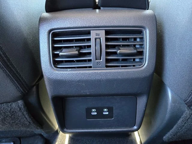 Used 2025 Beige/tan Nissan SV image 16