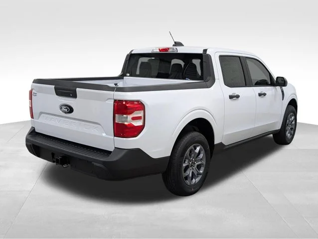 New 2026 Oxford White Ford XLT image 49