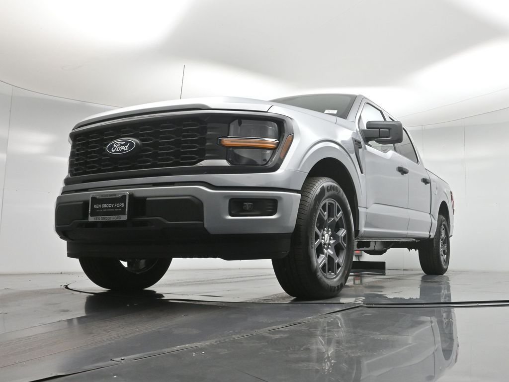 New 2026 Iconic Silver Metallic Ford STX image 43