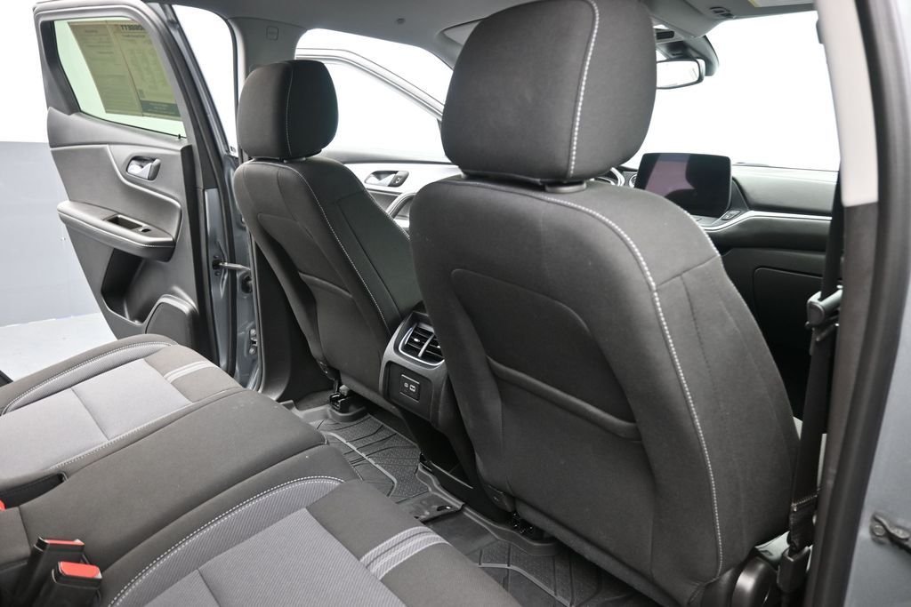 Used 2024 Gray Chevrolet LT image 25