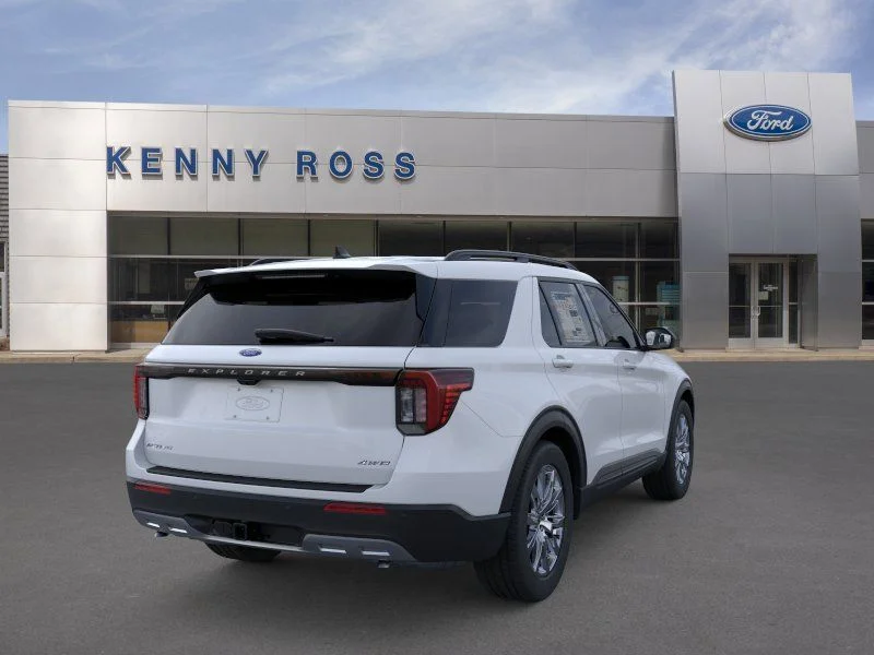 New 2026 Space White Metallic Ford Active image 9