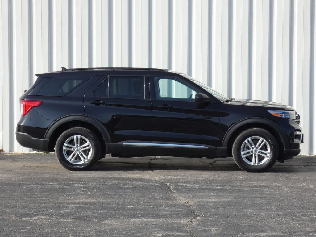 Used 2023 Ford Explorer XLT with VIN 1FMSK8DHXPGB57517 for sale in Kansas City