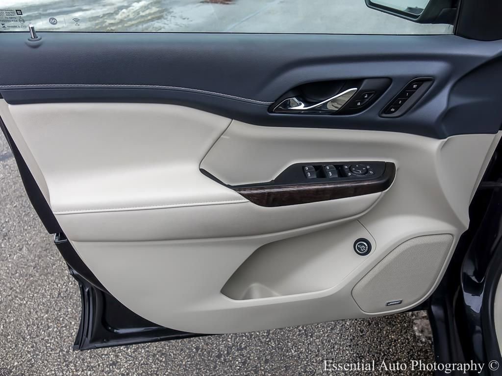 2023 GMC ACADIA - Image 26