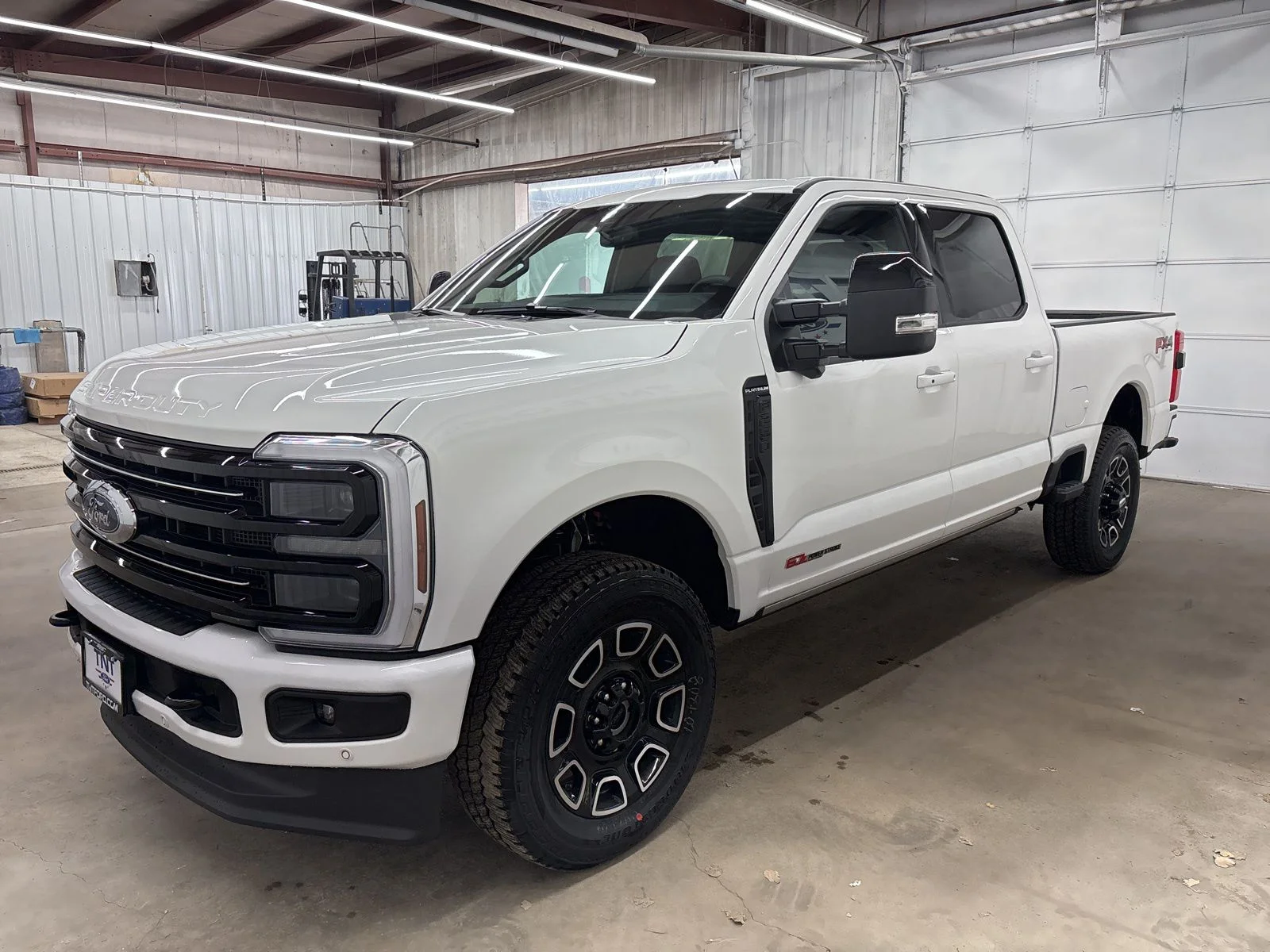 New 2026 Star White Metallic Tri-Coat Ford F-250® Platinum® image 4