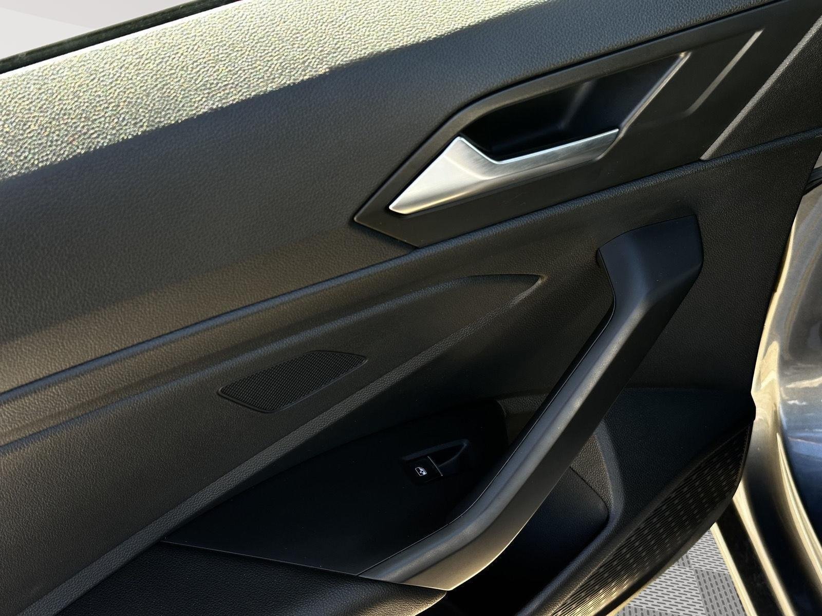 2021 Volkswagen Jetta SEL Premium - Photo 23
