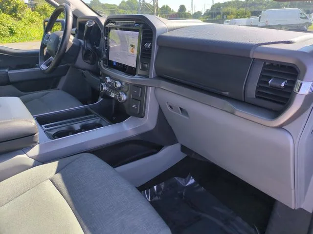 Used 2024 White Ford XLT image 34