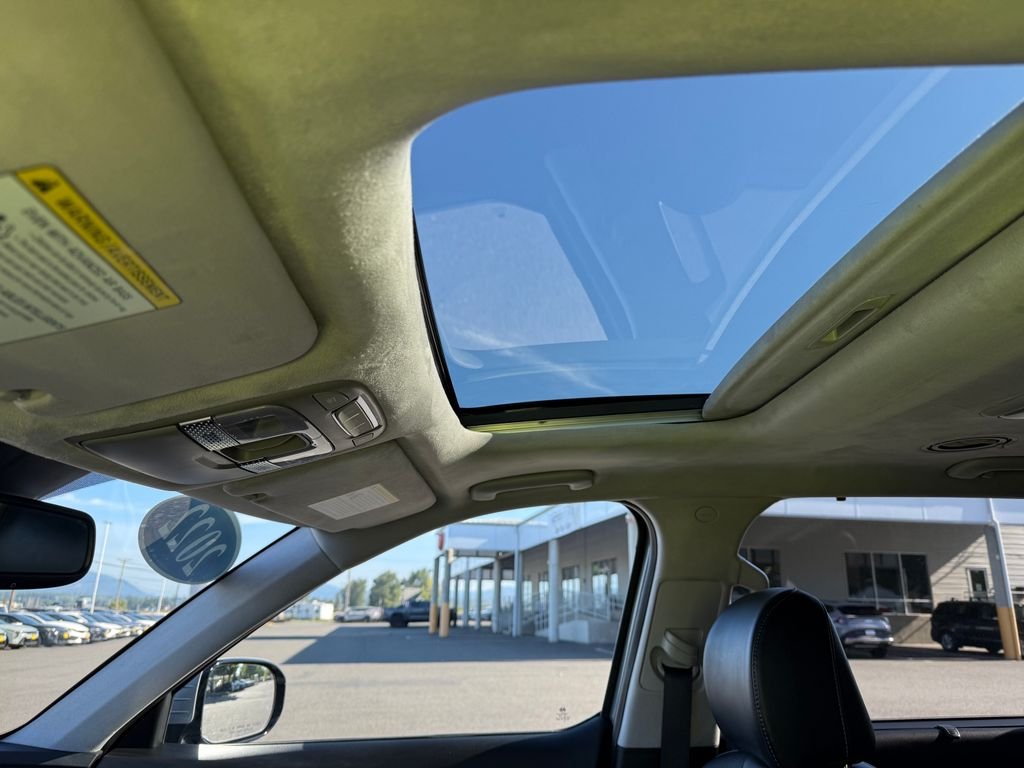 Certified Used 2022 Silver Kia SX image 18