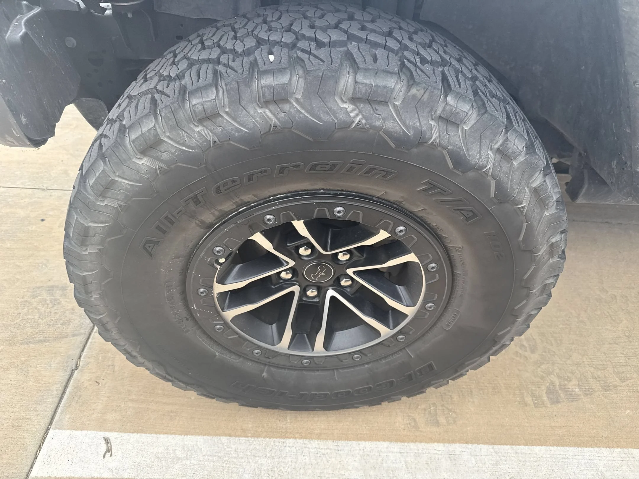 Used 2024 White Jeep Sport image 4