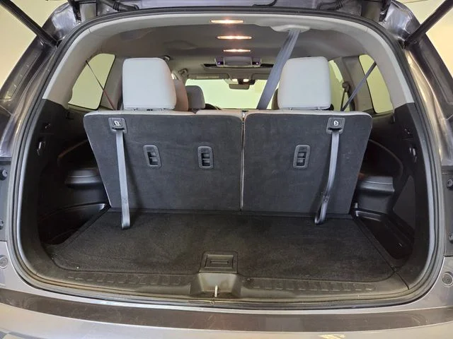 Used 2021  Honda Touring image 15