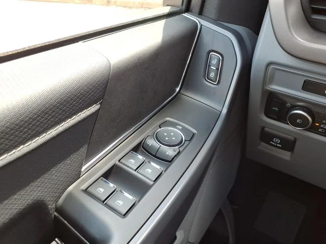Used 2025 White Ford XLT image 20