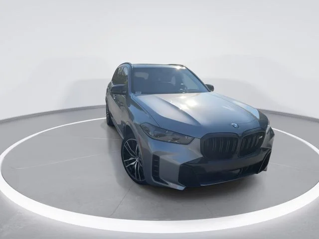 Used 2024 Gray BMW M60i image 2