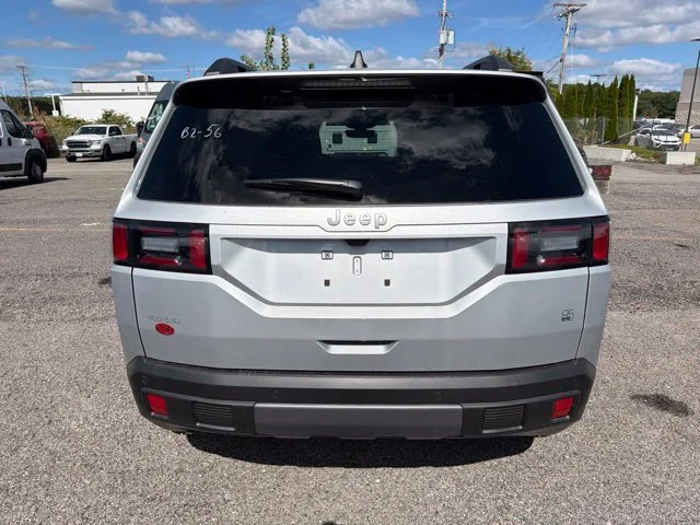 New 2026 Silver Jeep  image 4