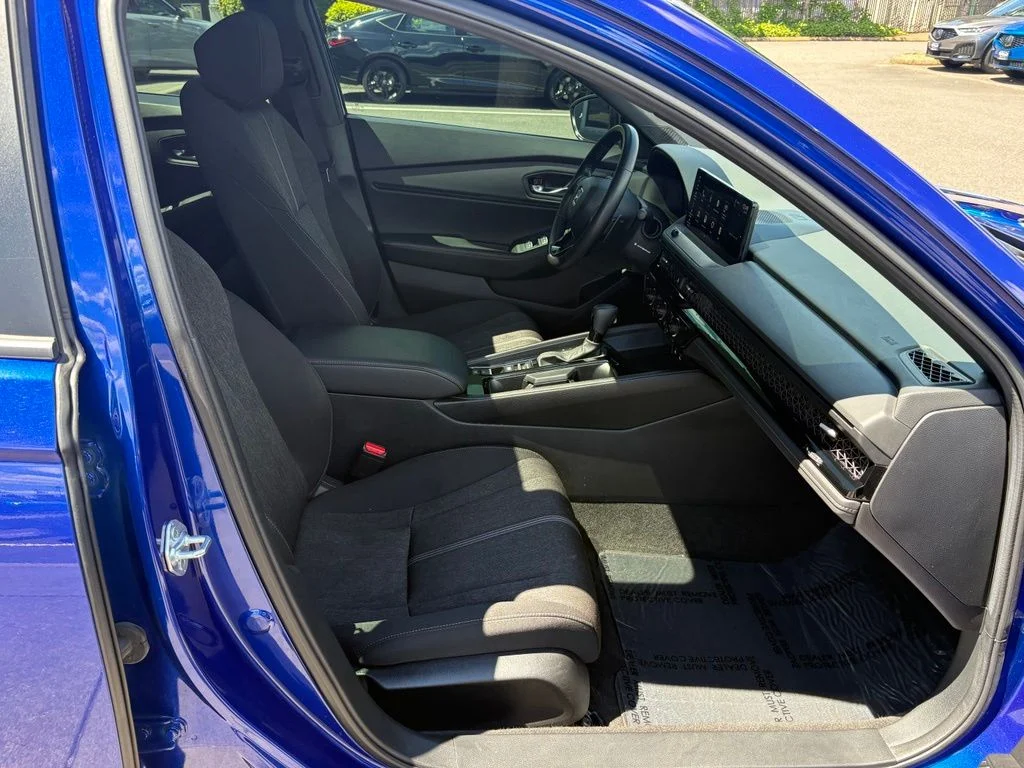 Used 2024 Blue Honda Sport image 23