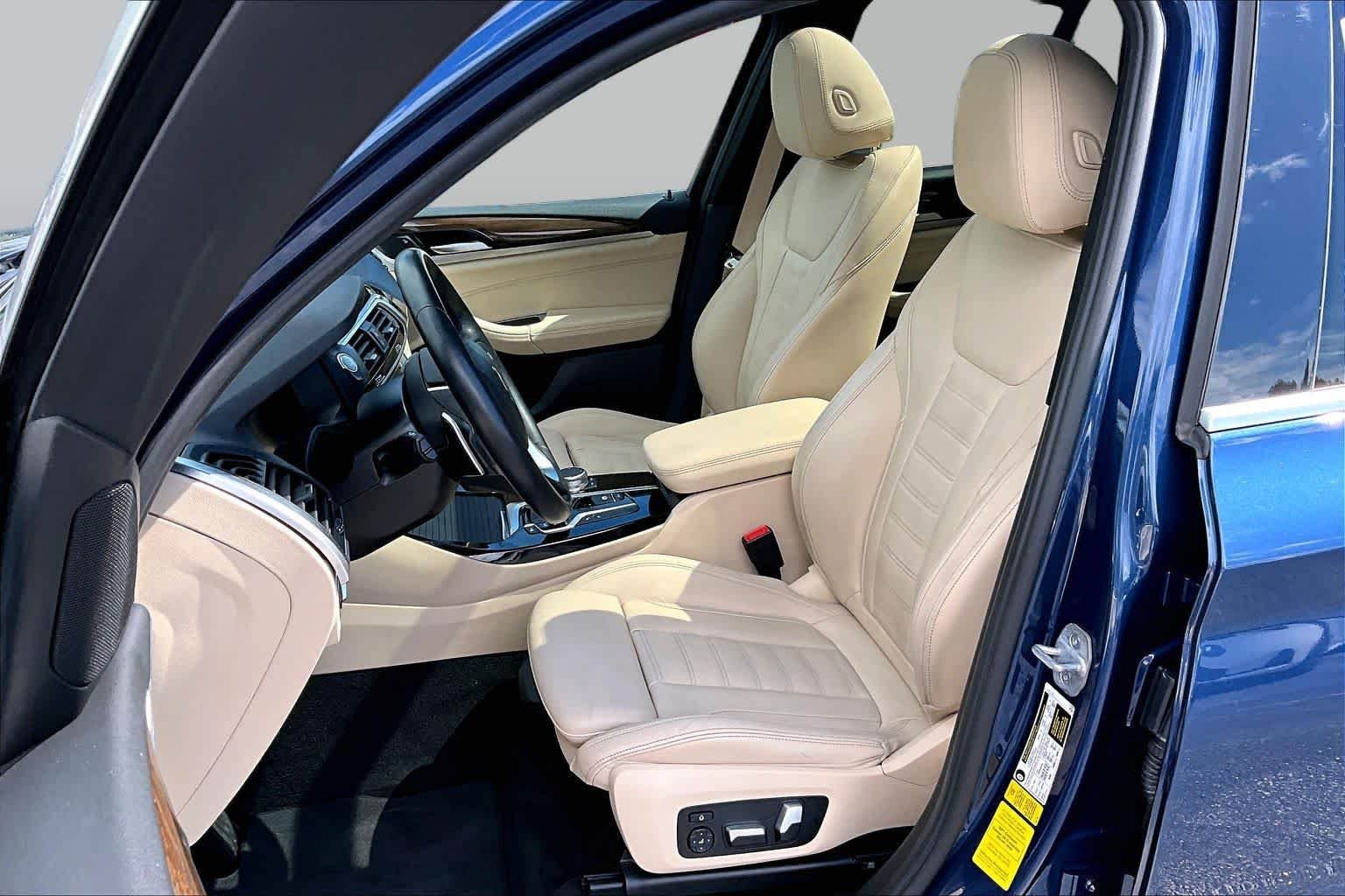 Used 2021 Phytonic Blue Metallic BMW sDrive30i image 8