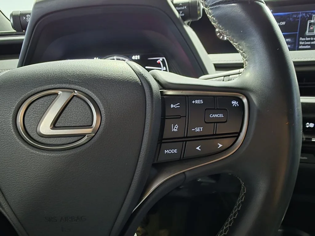 Used 2019 Blue Lexus 200 F SPORT image 17