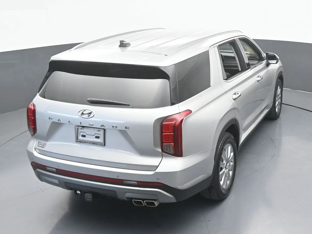 Used 2025 Typhoon Silver Hyundai SEL image 59