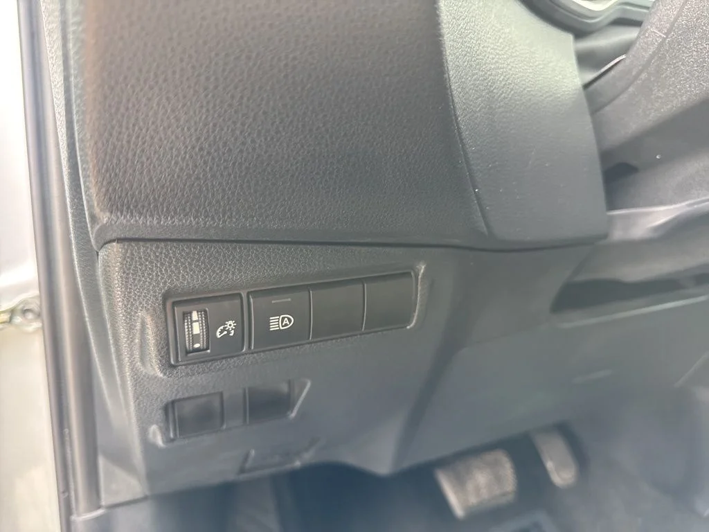 Used 2023 Silver Toyota XLE image 17