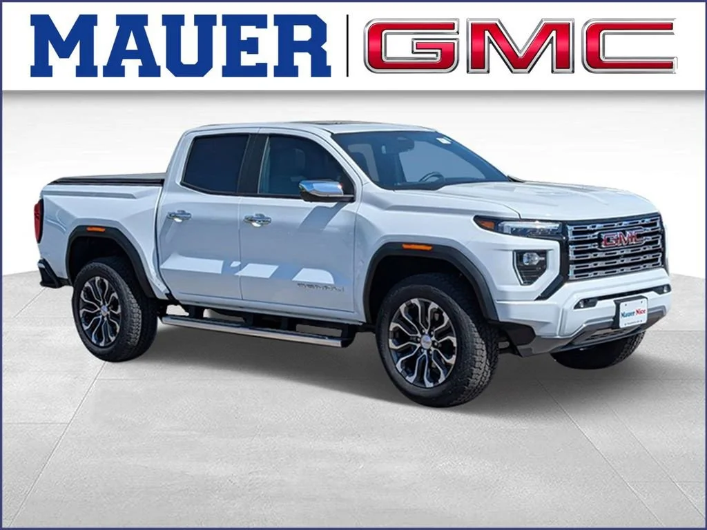 2025 GMC Canyon 4WD Denali Crew Cab Short Box's photo