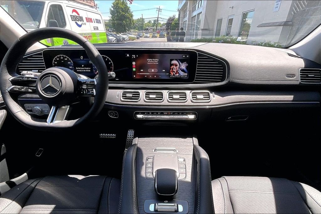 New 2026 Cirrus Silver Metallic Mercedes-Benz GLS 450 image 5