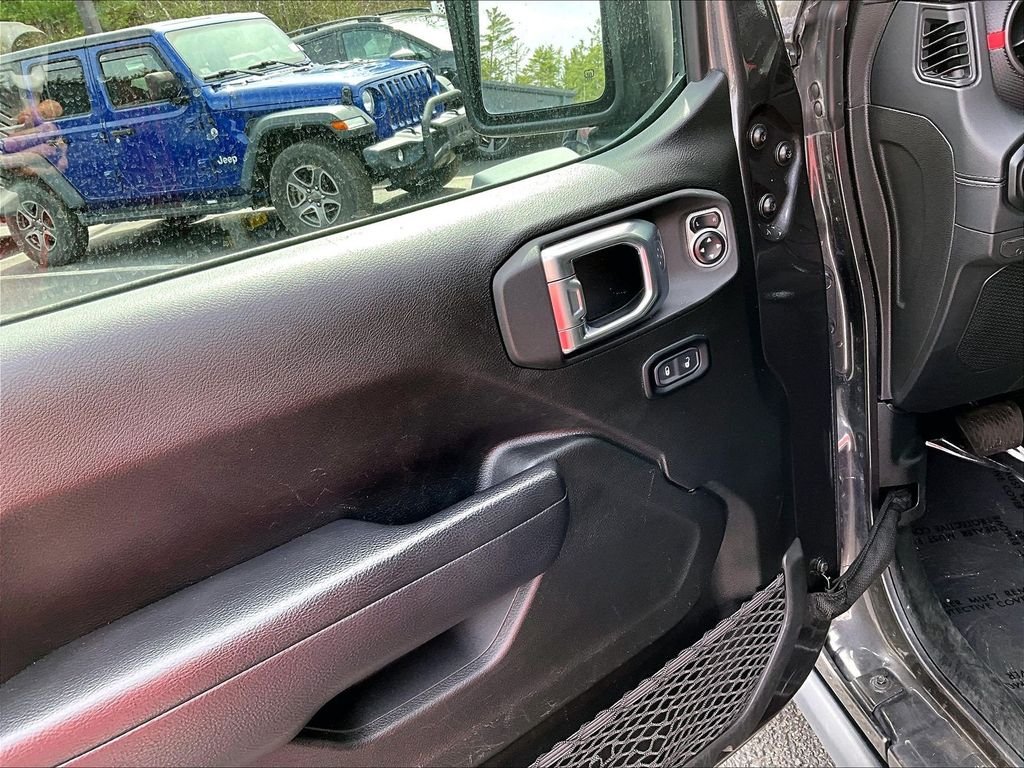 Used 2024 Gray Jeep Rubicon image 11