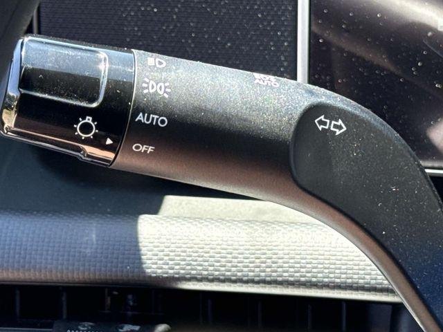 New 2026 Black Hyundai SEL Activity AWD image 28
