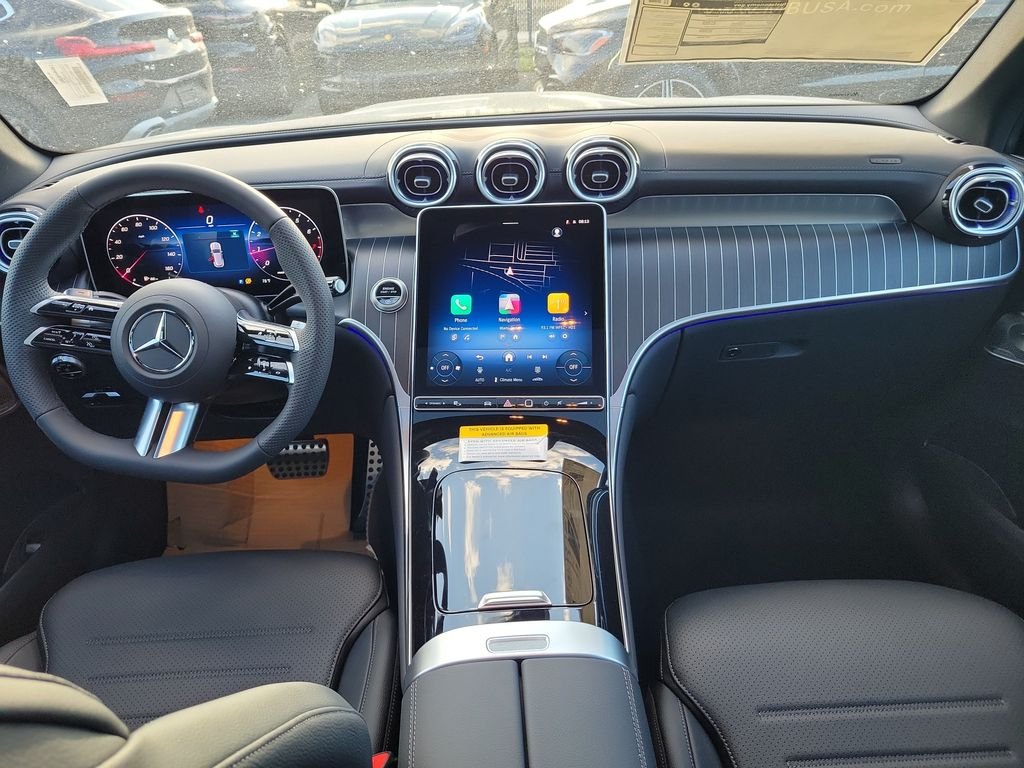 New 2026 MANUFAKTUR Alpine Grey Mercedes-Benz GLC 300 image 13