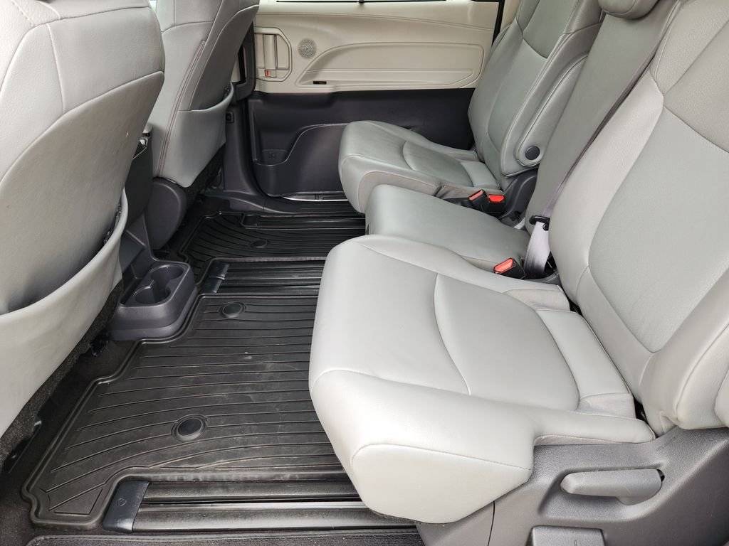 Used 2021 Gray Toyota XLE image 31