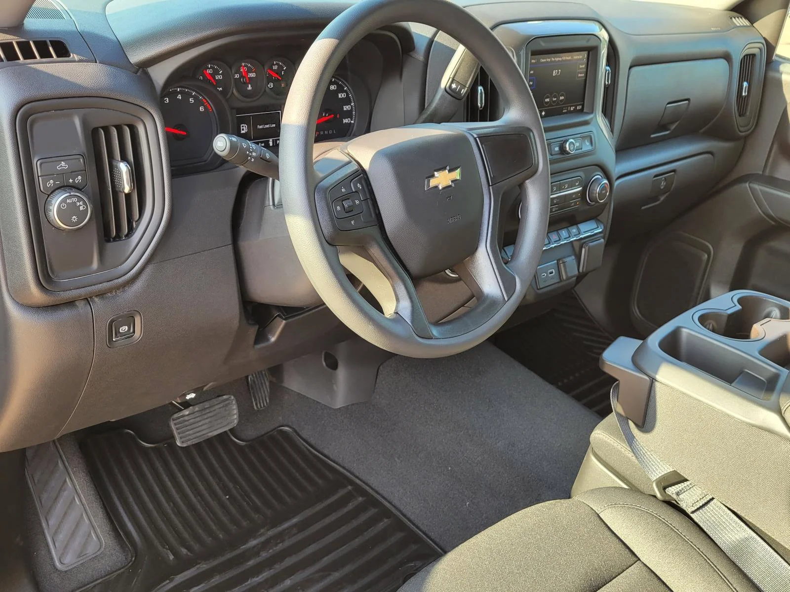 2026 Chevrolet Silverado 1500 Custom - Photo 15