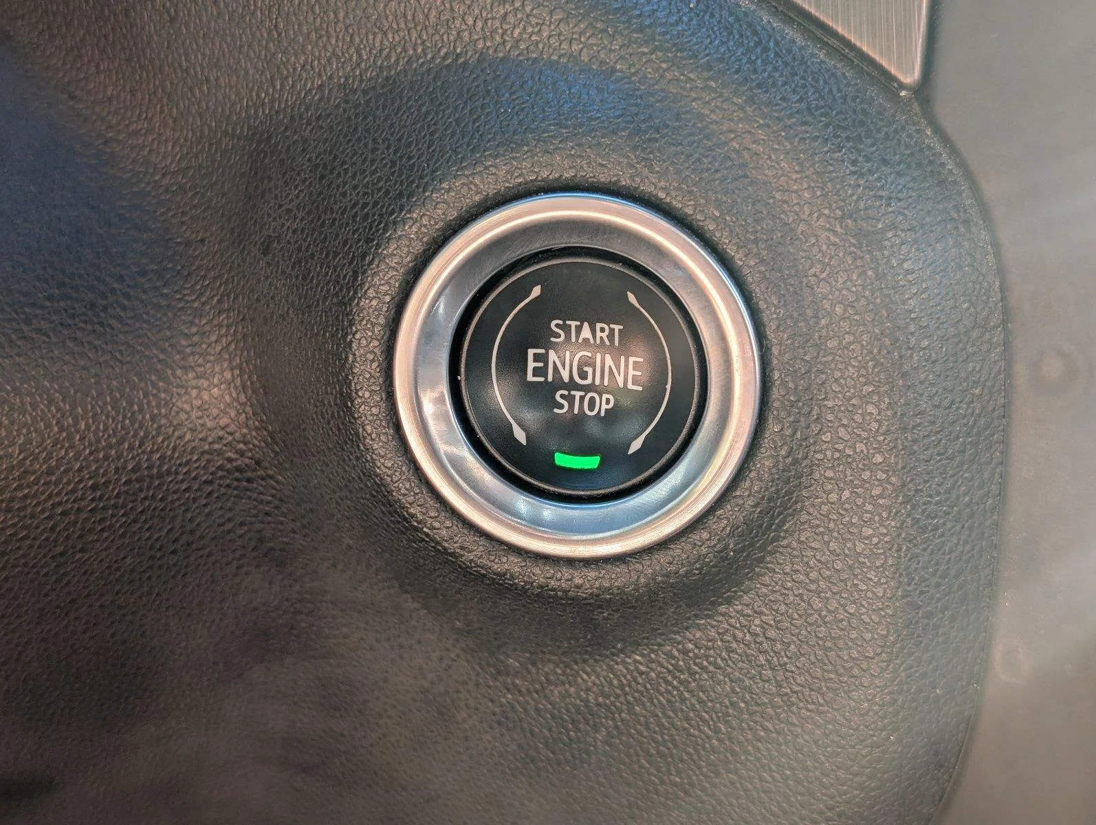 Used 2021 SATIN STEEL METALLIC GMC AT4 image 26