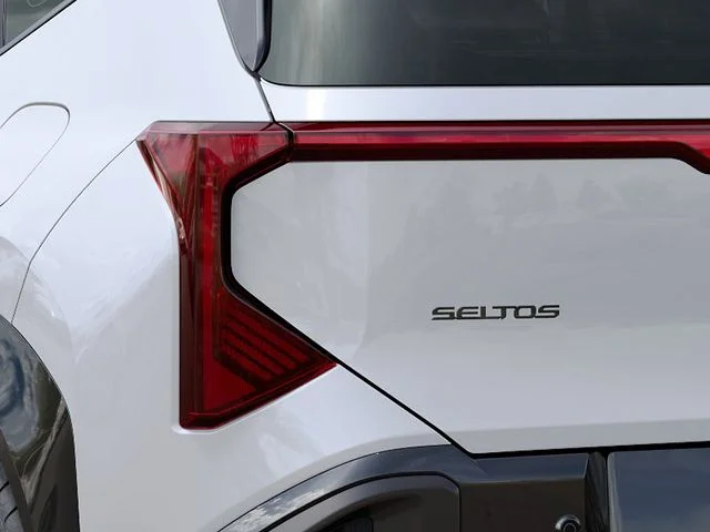 New 2027 White Kia X-Line S image 12