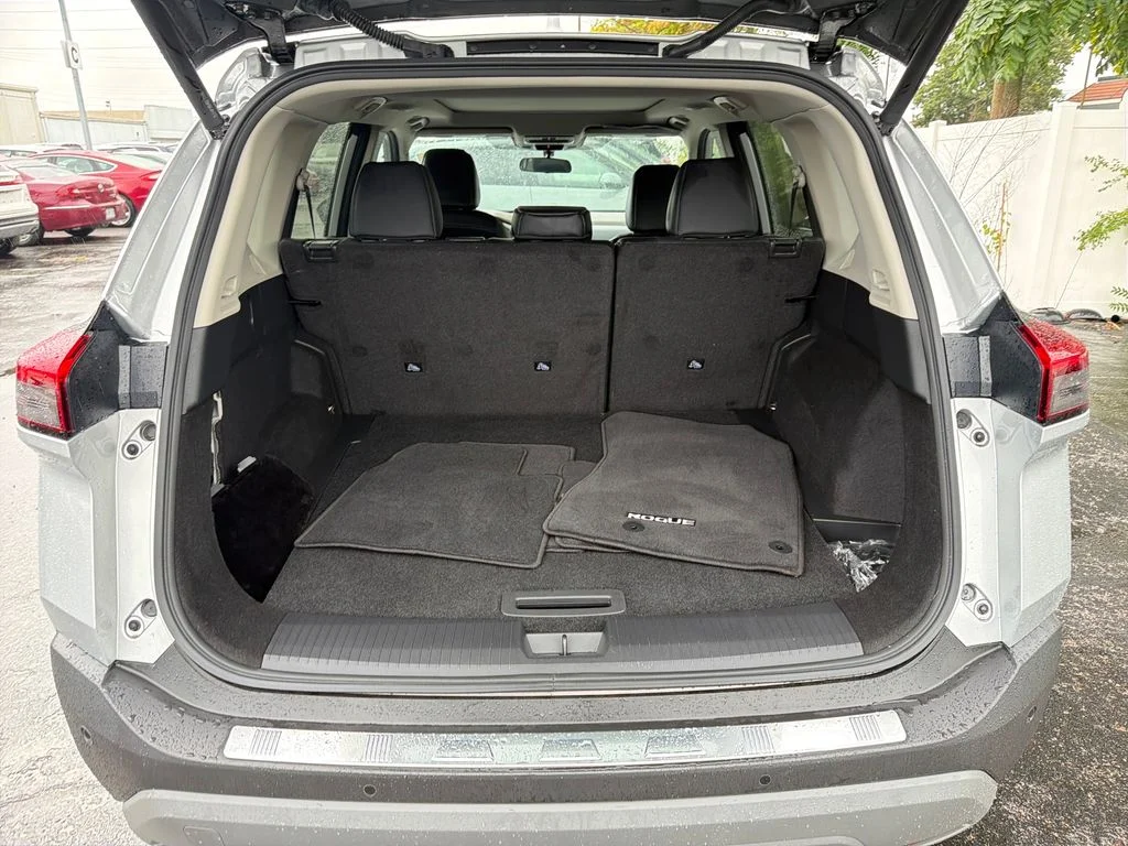 Certified Used 2023 Silver Nissan SV image 29