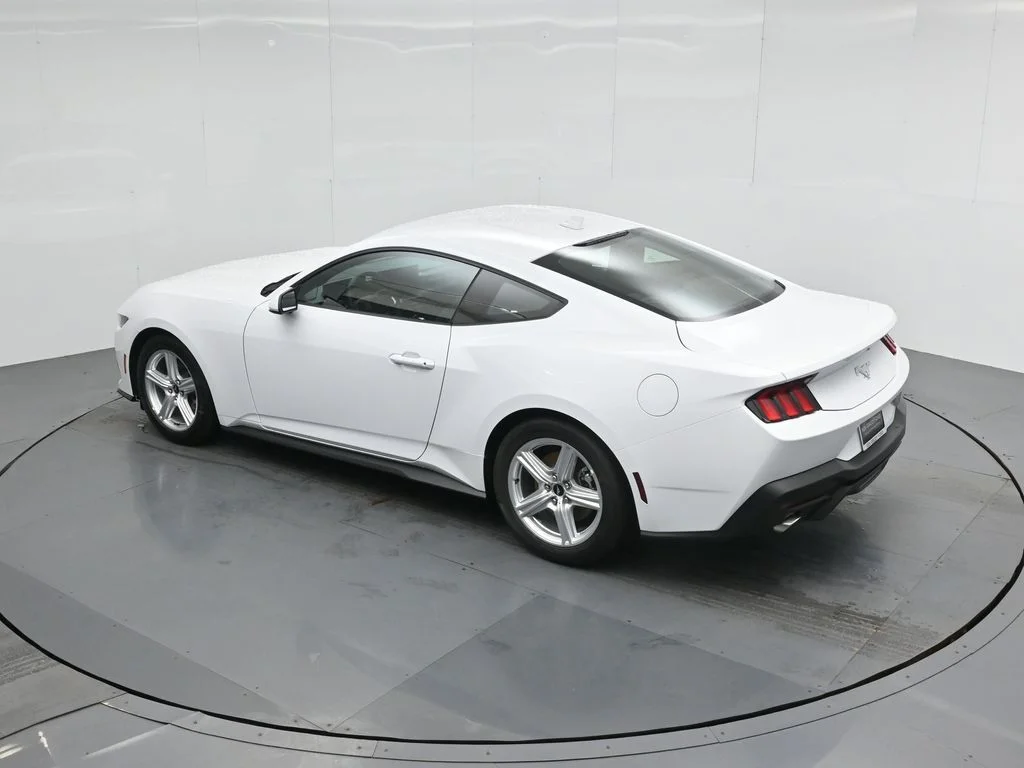 New 2026 Oxford White Ford EcoBoost image 37