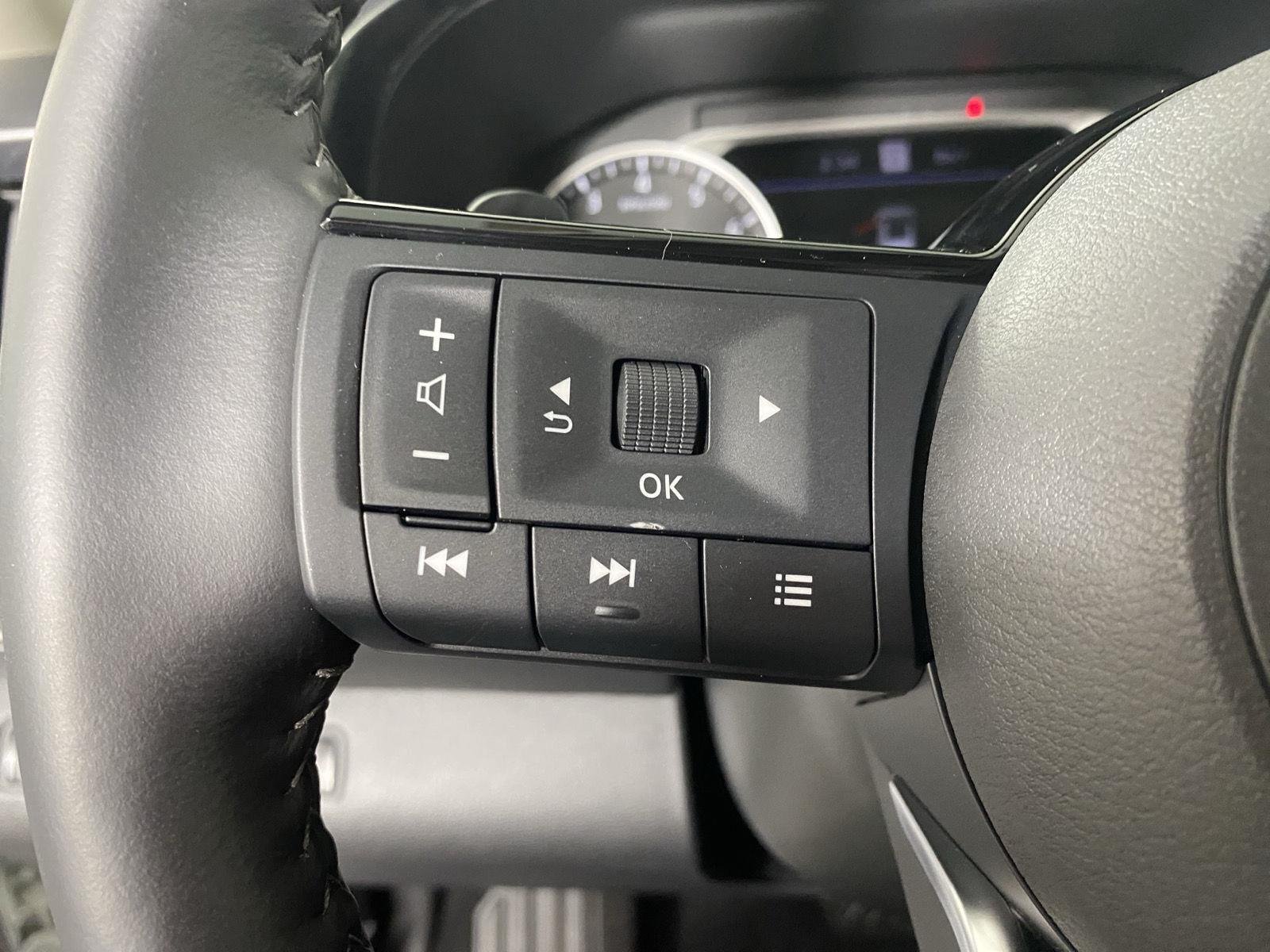 Certified Used 2024 Pearl White Tricoat Nissan SL image 16