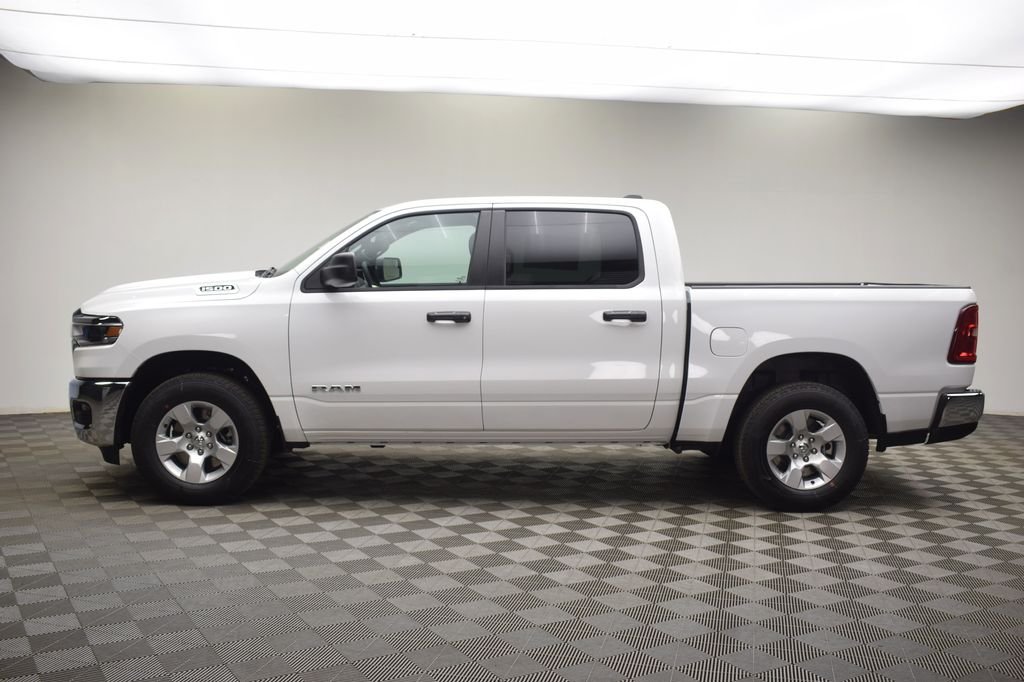 New 2026 Bright White Clear-Coat Exterior Paint RAM Big Horn/Lone Star image 15
