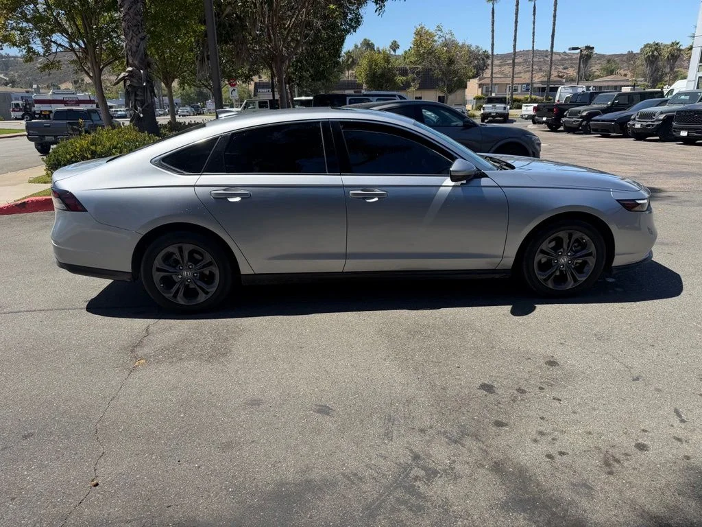 Used 2023 Silver Honda EX image 16