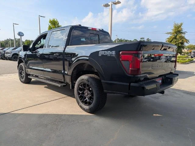 New 2026 Agate Black Metallic Ford XLT image 39