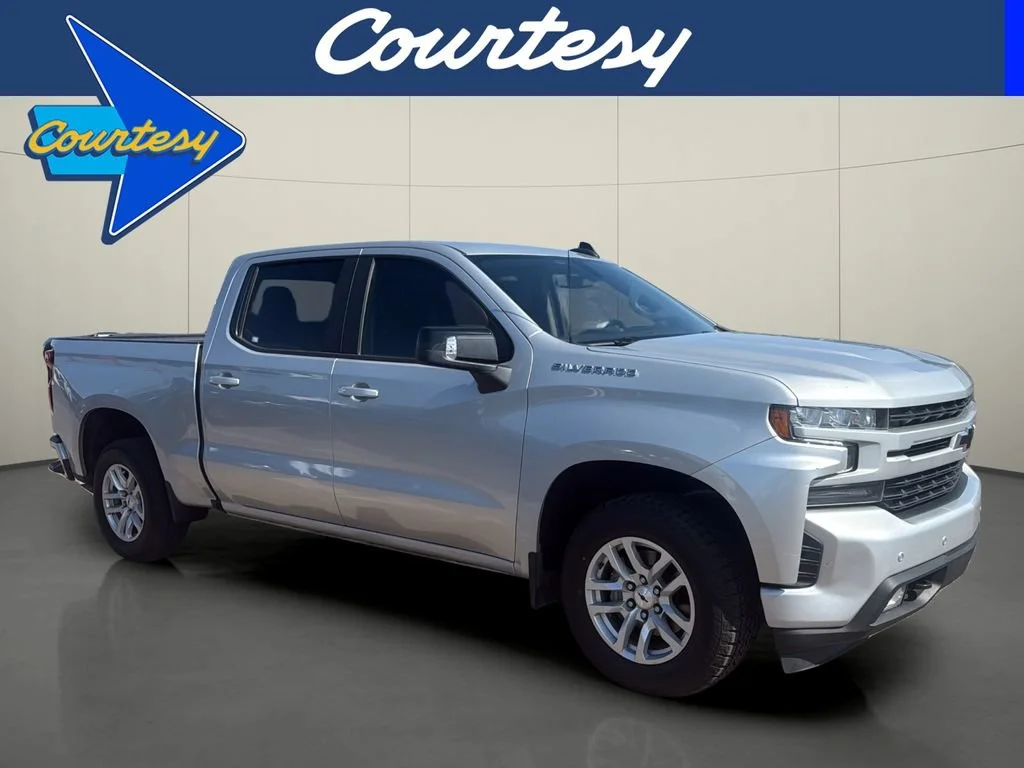 Used 2022 Silver Ice Metallic Chevrolet RST image 1