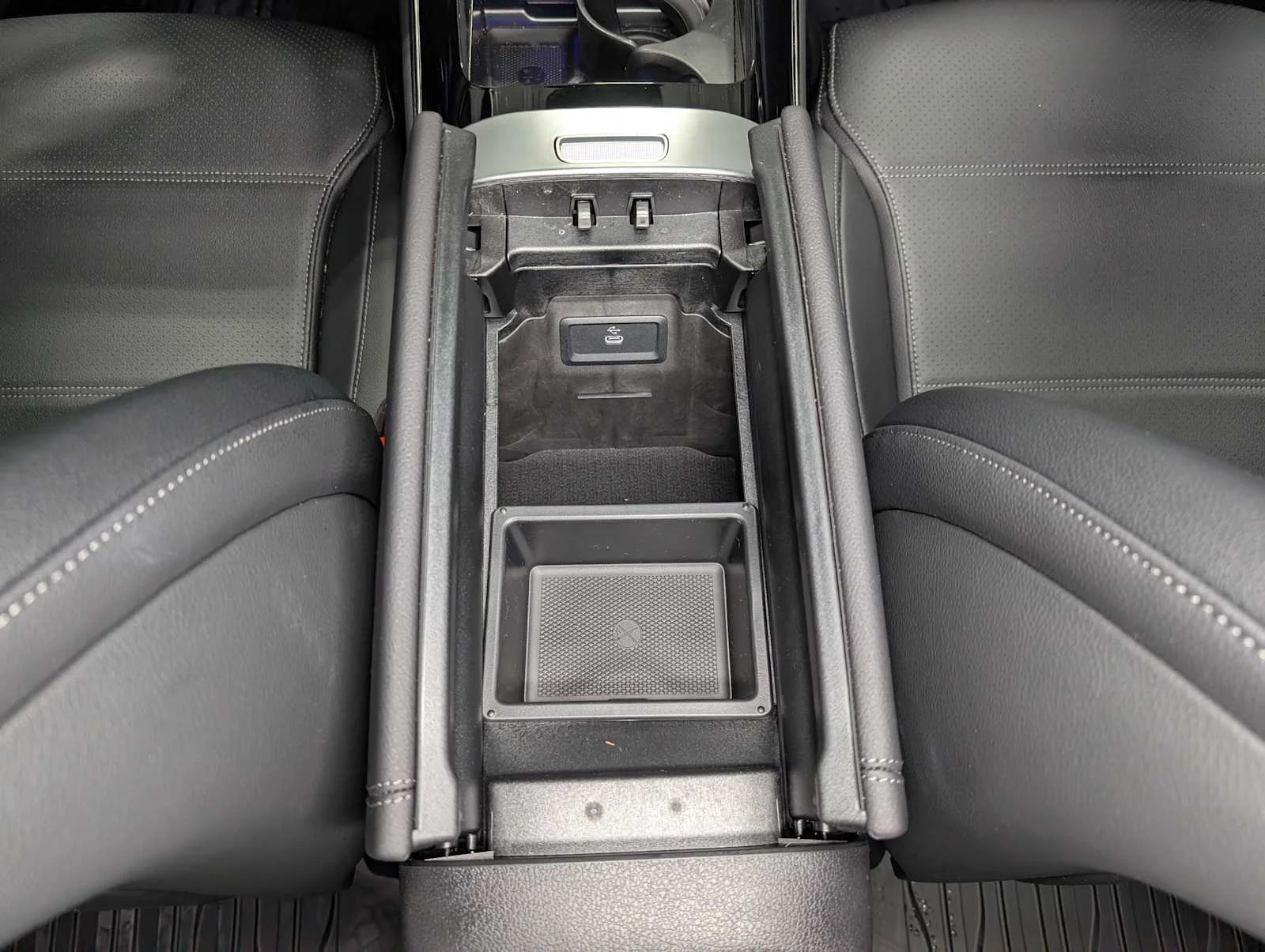 Used 2026 Black Mercedes-Benz GLC 300 image 21