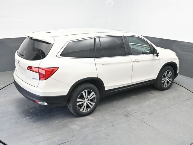 Used 2017 White Honda EX-L image 25