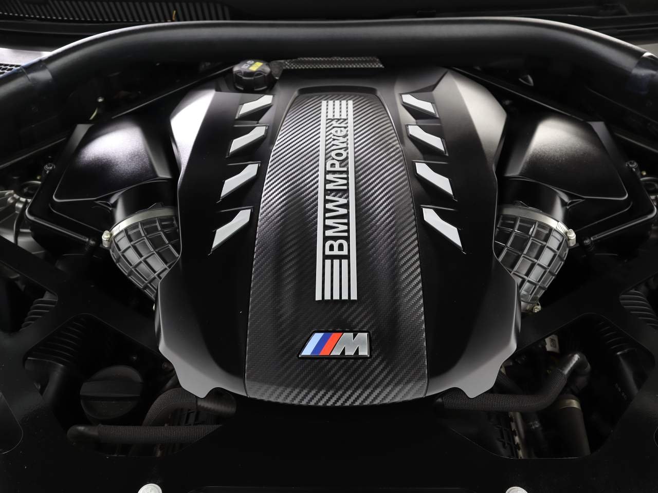 Used 2021 Donington Grey Metallic BMW  image 20