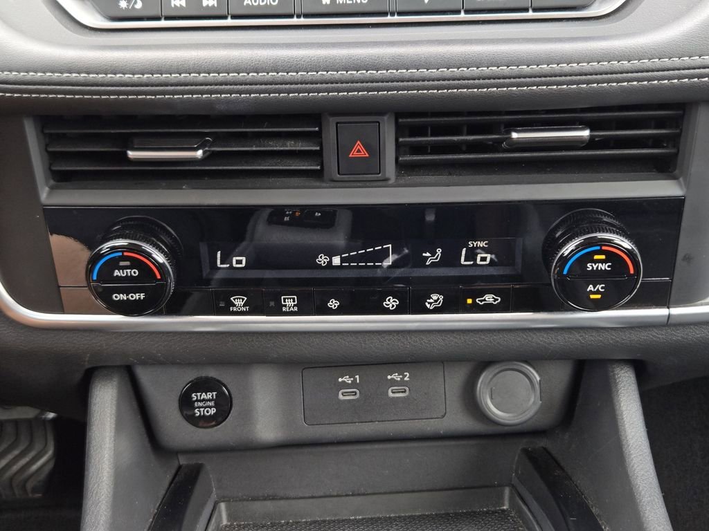 Used 2025 Blue Nissan SV image 14