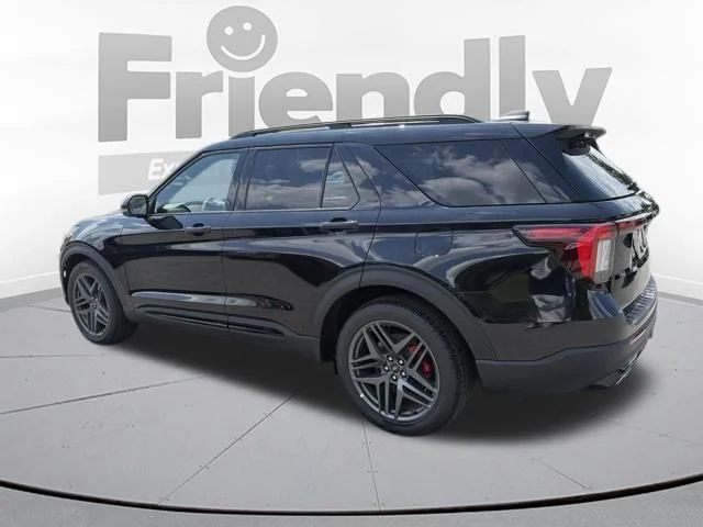 New 2026 Agate Black Metallic Ford ST image 4