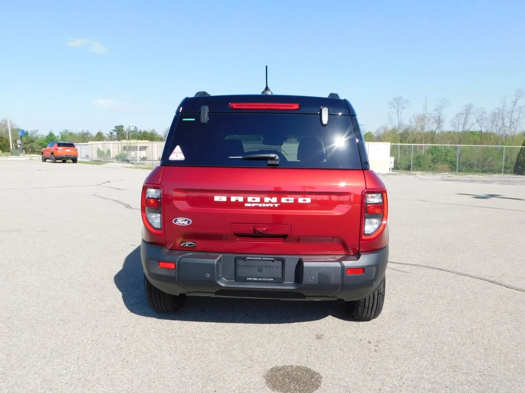 New 2026 Ruby Red Metallic Tinted Clearcoat Ford Outer Banks® image 4