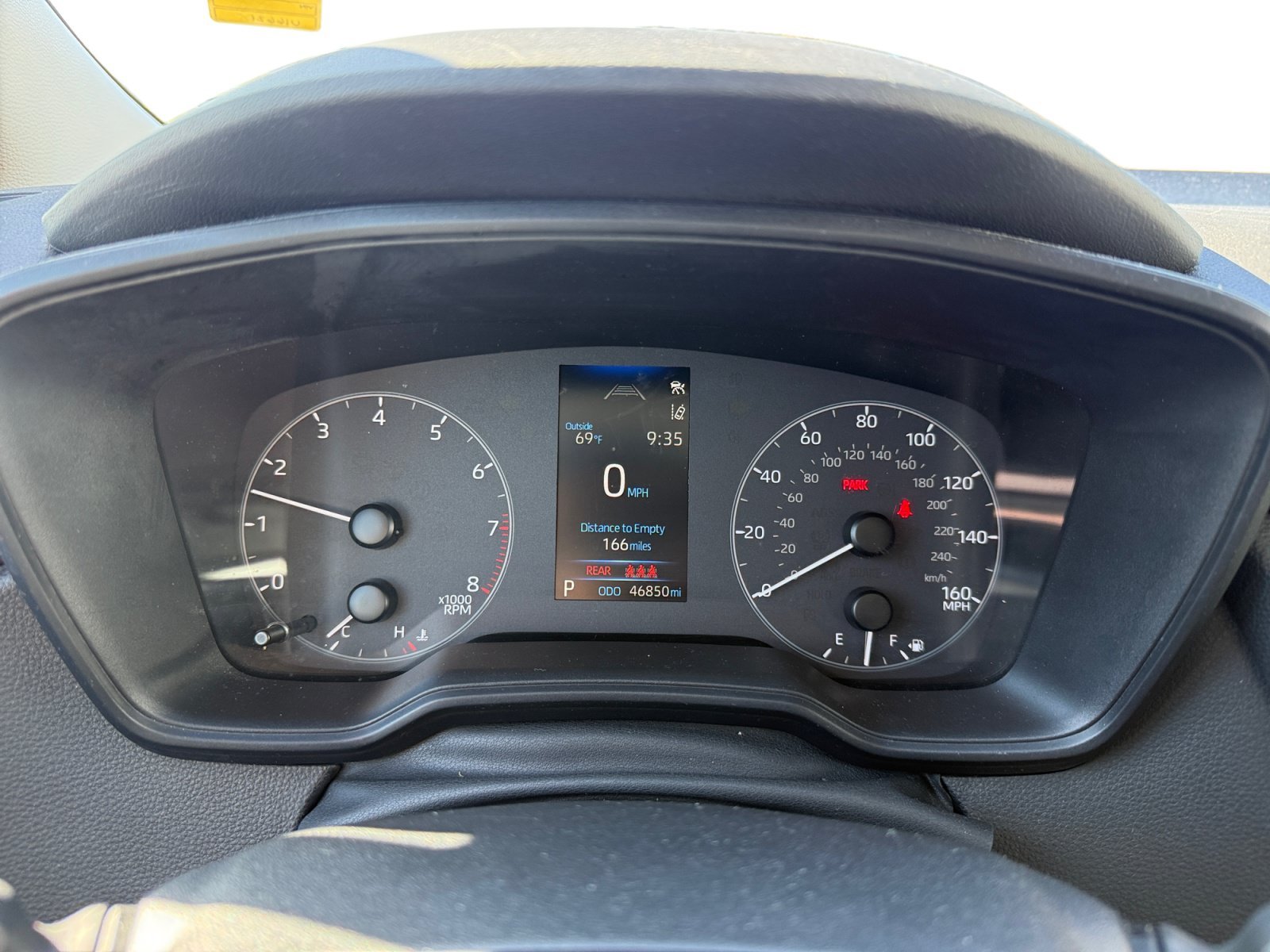 Used 2024 Ice Toyota LE image 11