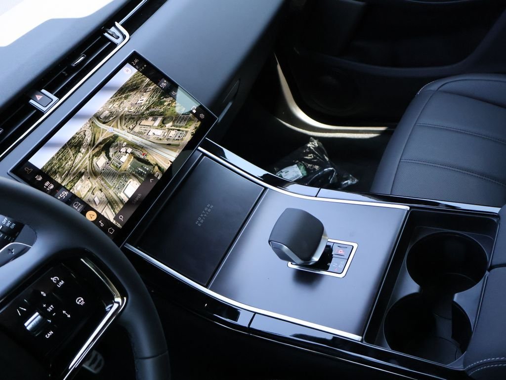 New 2026 Carpathian Grey Land Rover Hoxton Edition image 19
