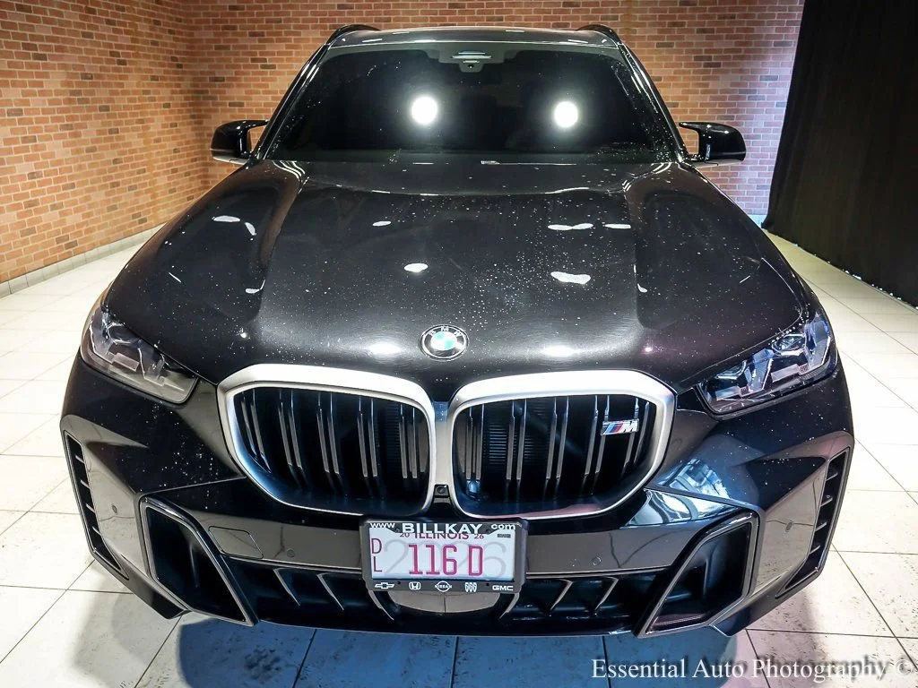 2026 BMW X5 M60i - Photo 8