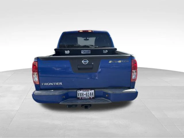 Used 2013 Blue Nissan Desert Runner image 15