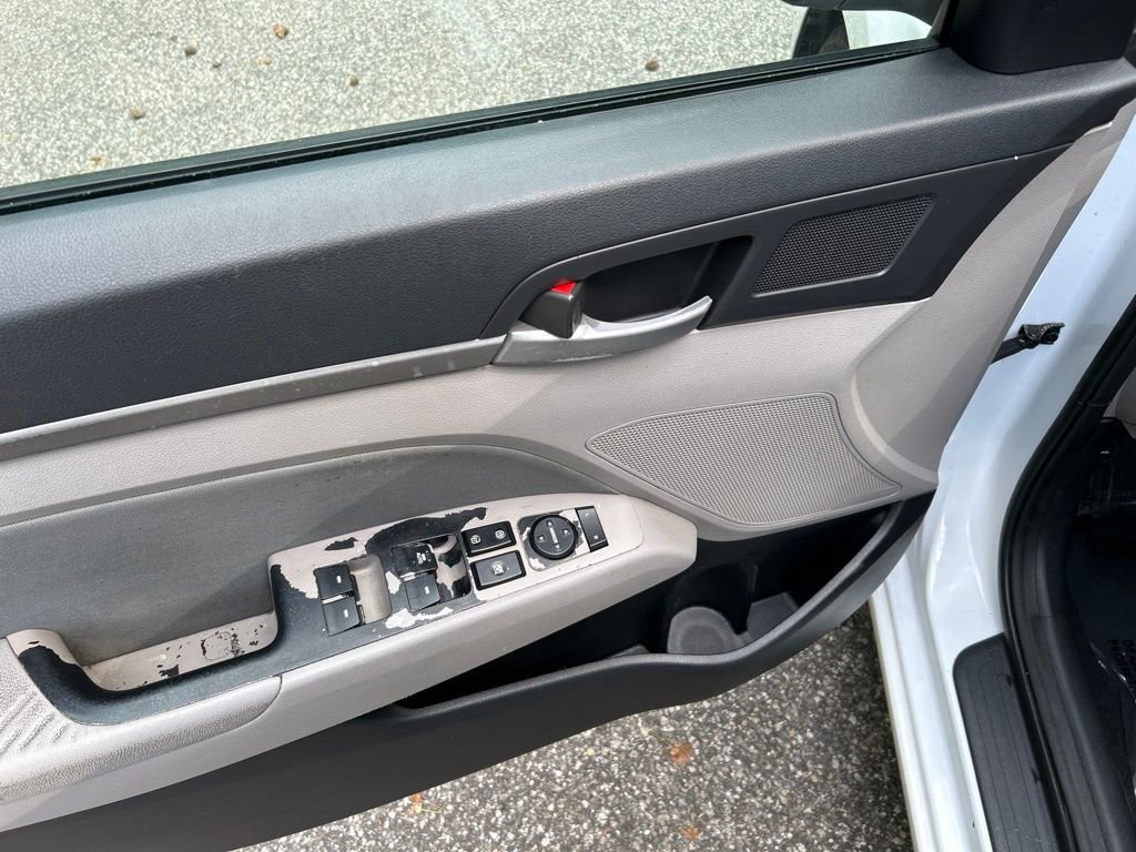 2017 Hyundai Elantra Eco - Photo 16