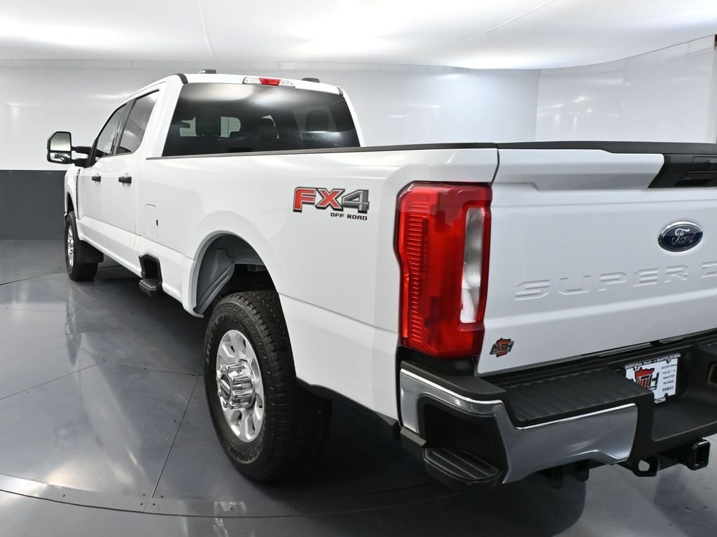 2024 Ford F-350 photo 4