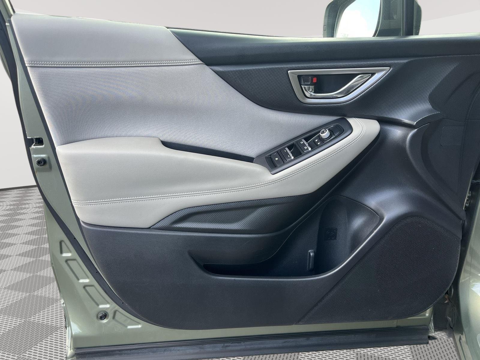 Used 2019 Jasper Green Metallic Subaru Premium image 18
